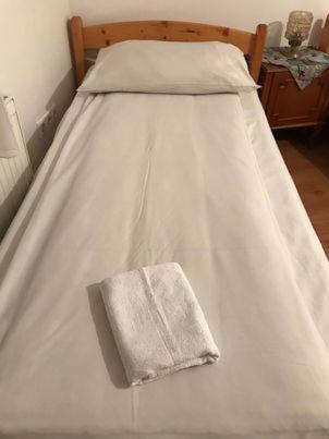Engi Panzio Bed & Breakfast Ocna de Sus Exterior photo