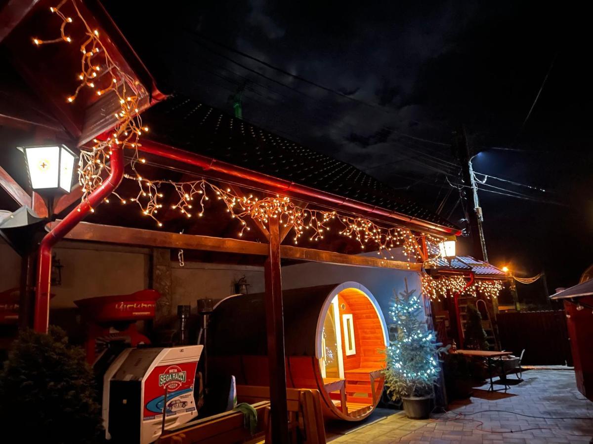 Engi Panzio Bed & Breakfast Ocna de Sus Exterior photo